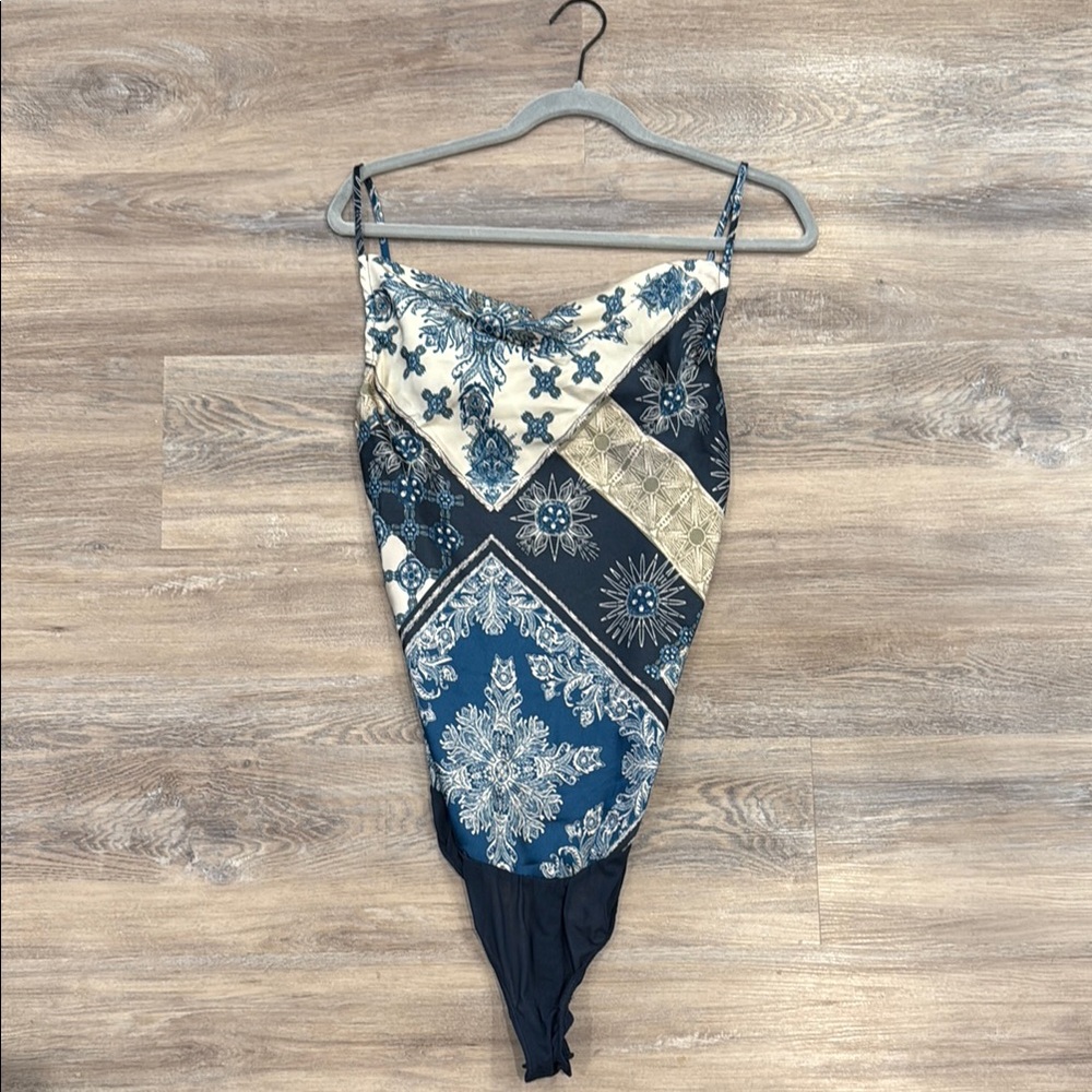 NWOT Free People Blue and Cream Patterned Bodysuit size M